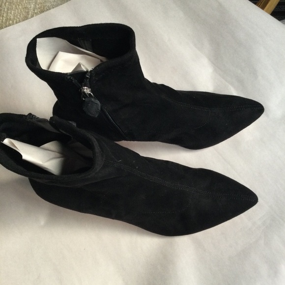 Rebecca Minkoff Black Ankle Boots - Picture 3 of 11